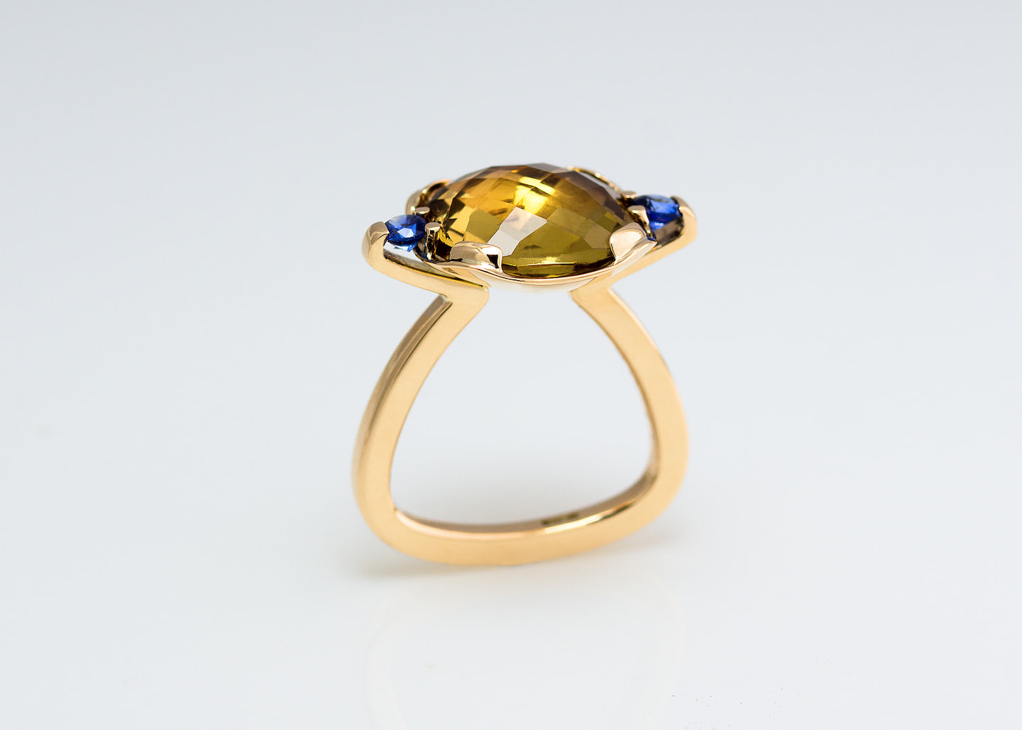 AnelV ring, Design collection