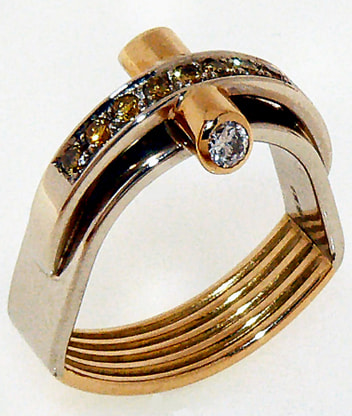 AnelV ring, design collection